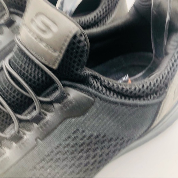 Skechers men‎ black non slip shoe memory foam size 12 - Picture 4 of 9